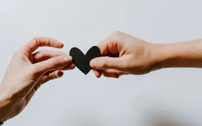 Image à la une pour Celebrating Community and Connection on International Day of Charity